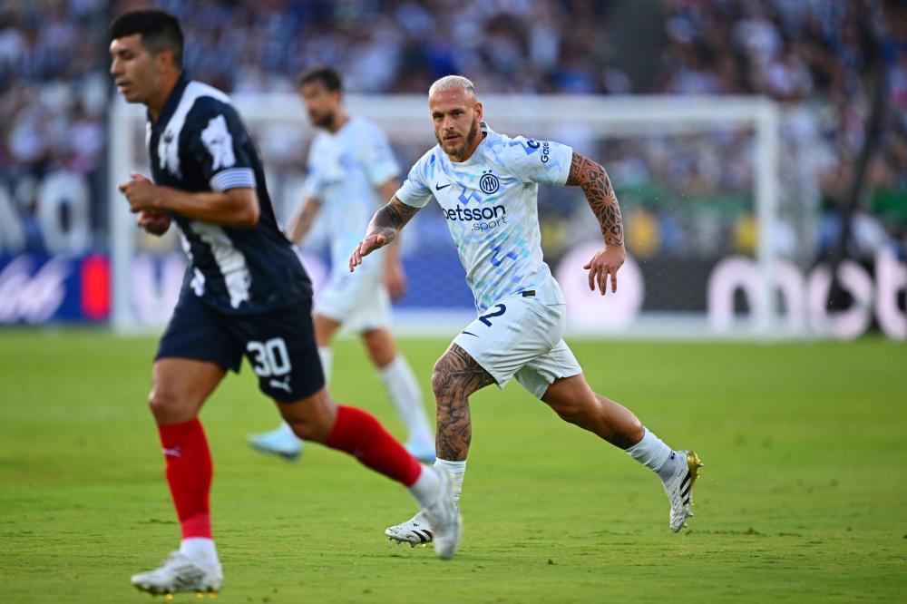 西甲积分榜：巴萨先赛获胜领先皇马4分，马竞两连败暂列第五